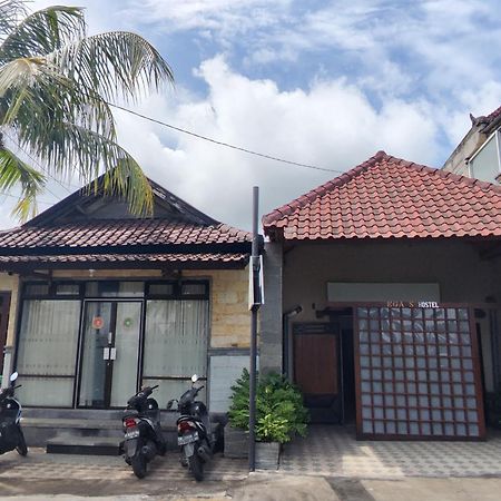 Ega S Hostel Batununggul Exteriér fotografie